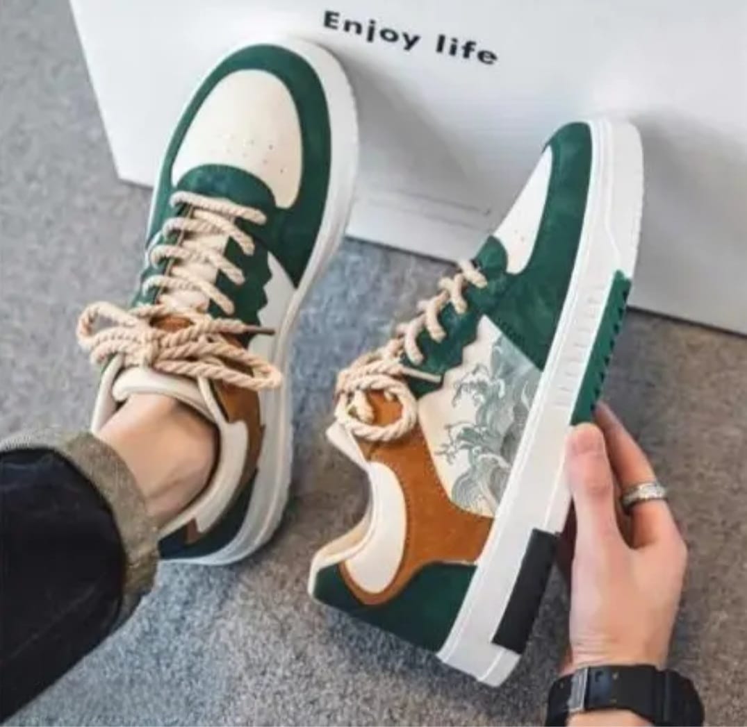 Men's White Casual Sneaker Shoes With Green Print Touch-up Shoes